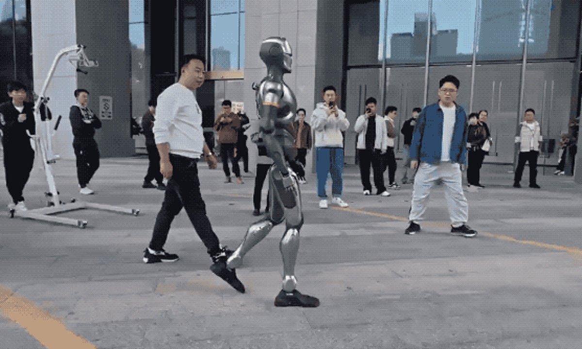 勞爾與阿隆